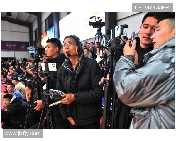 麦国民与曼塔直播精彩对决引发观众热议全网聚焦赛事盛况