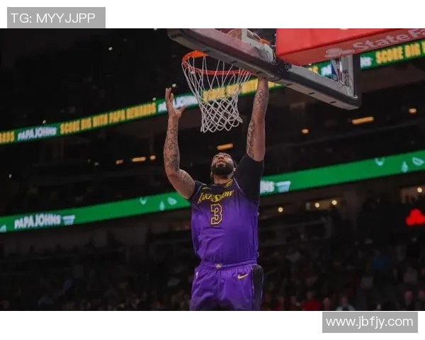 湖人队与马刺队激战正酣2018年12月6日精彩回顾与赛后分析